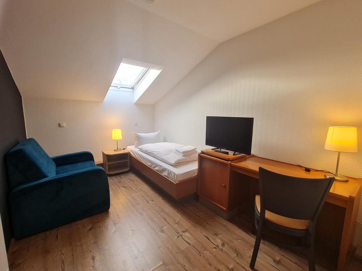 Gasthaus Frorup Hotel Oeversee Ngoại thất bức ảnh